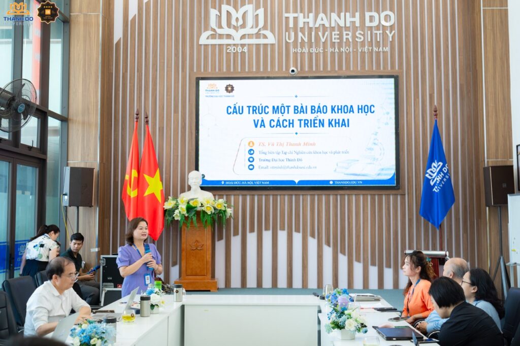 TS. Vũ Thị Thanh Minh chia sẻ về cấu trúc bài báo khoa học và những lưu ý trong quá trình công bố nghiên cứu.