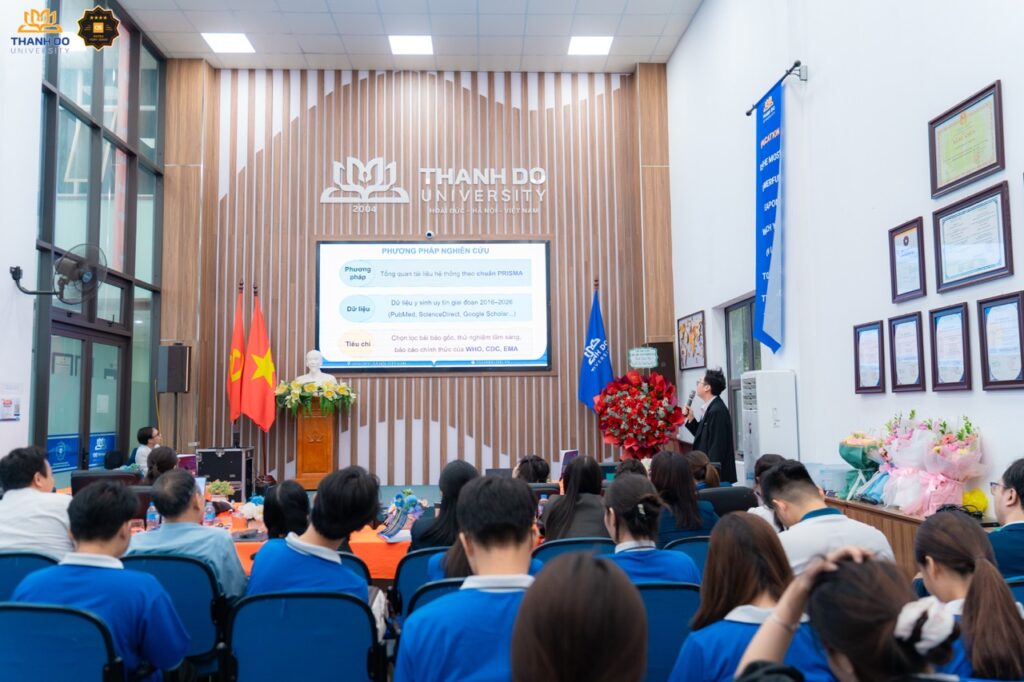 Nội dung đổi mới đào tạo và thực hành Y - Dược được chia sẻ tại Hội thảo.