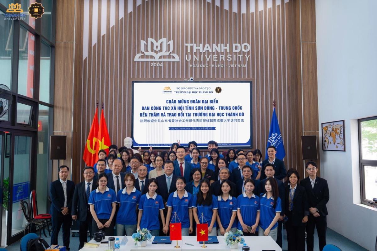 Sinh viên Ngôn ngữ Trung Quốc được tham gia, trao đổi với đoàn