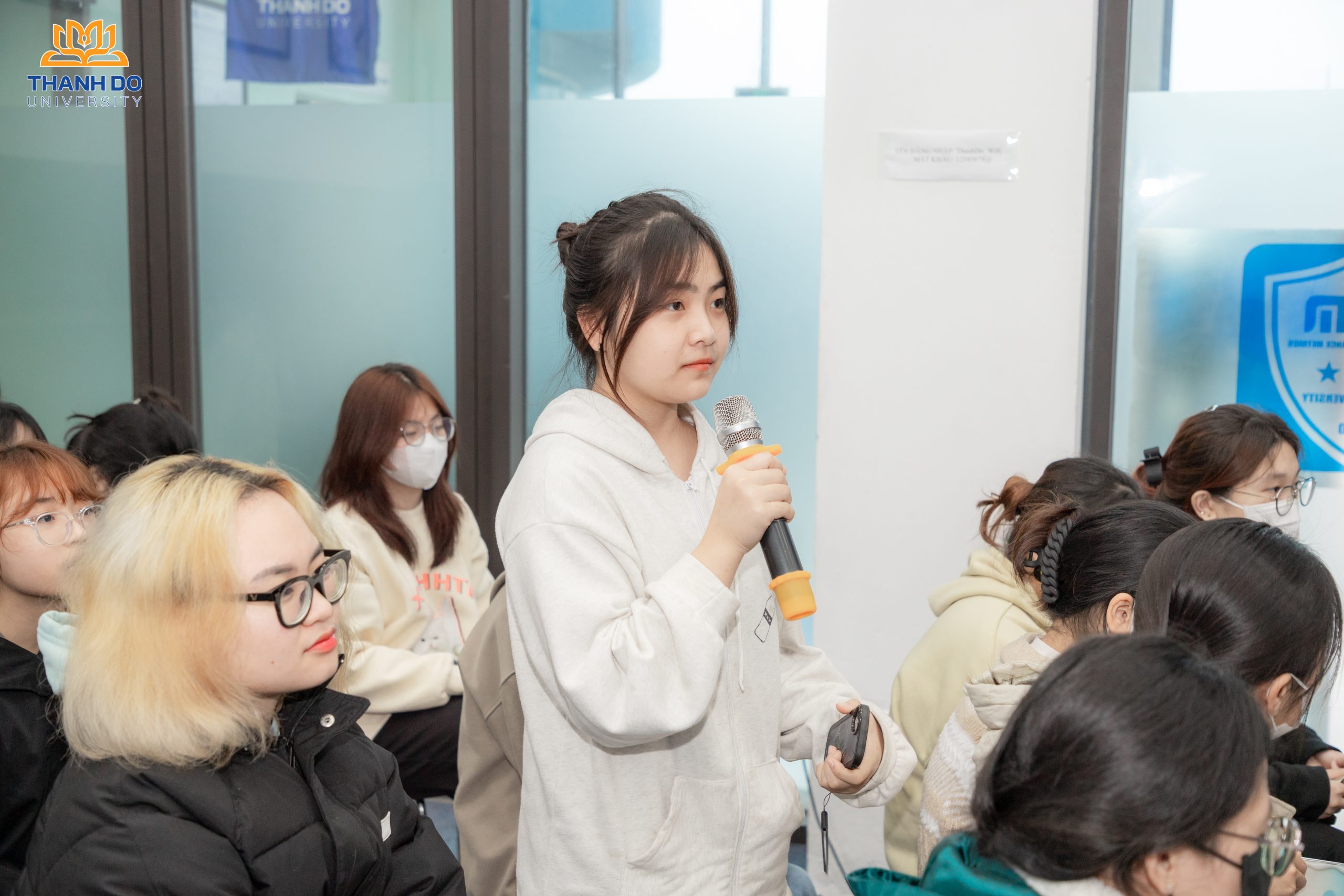Sinh viên chia sẻ những vướng mắc về học kỳ doanh nghiệp thông qua chương trình thực tập có hưởng lương tại Nhật Bản