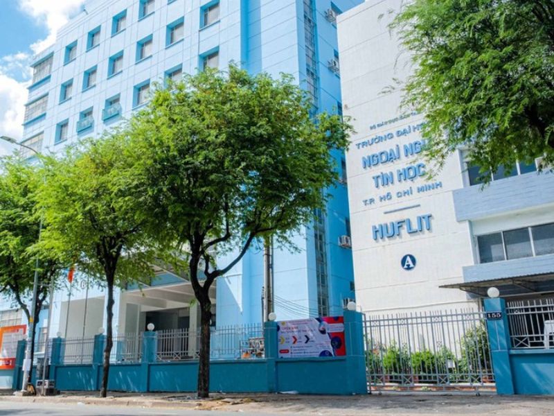 Đại học Ngoại Ngữ - Tin học HCM