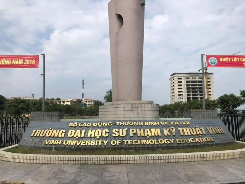 Đại học Sư phạm Kỹ thuật Vinh