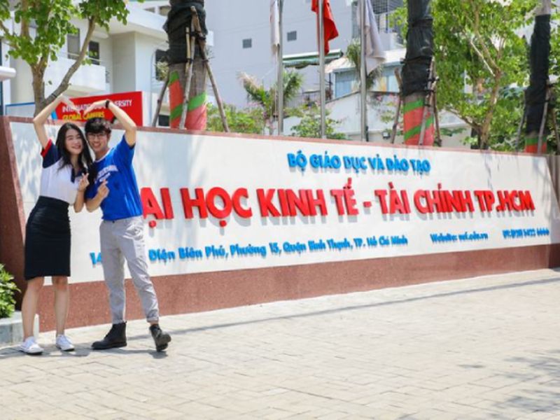 Đại học Kinh tế Tài Chính Hồ Chí Minh - trường đại học ngành Kinh Tế top đầu Việt Nam hiện nay