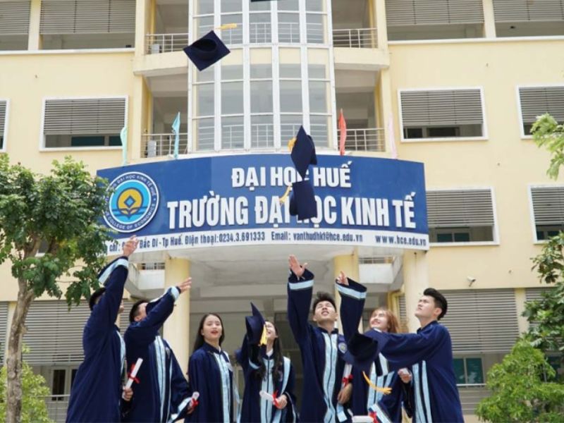 Trường đại học miền Trung tuyển sinh khối A01