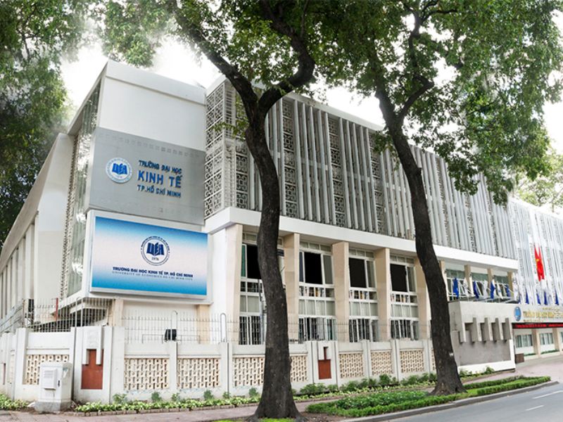 Đại học Kinh tế TP.HCM xét tuyển khối A01 cho nhiều ngành học.