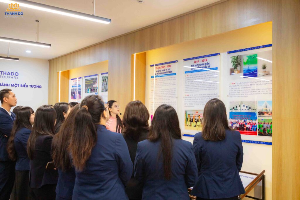 Lịch sử phát triển Trường Đại học Thành Đô qua 4 giai đoạn khai phá, khẳng định, đổi mới và vươn tầm