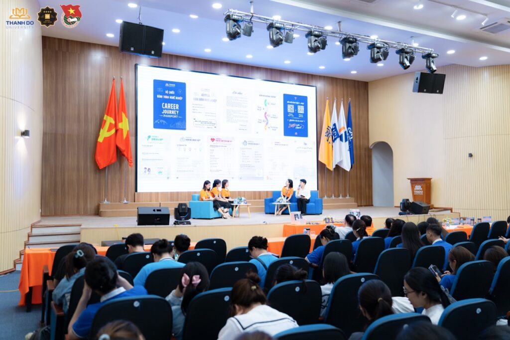 Chương trình góp phần giúp sinh viên "Hiểu ngành – Hiểu nghề – Hiểu mình", xây dựng lộ trình học tập và phát triển nghề nghiệp phù hợp.