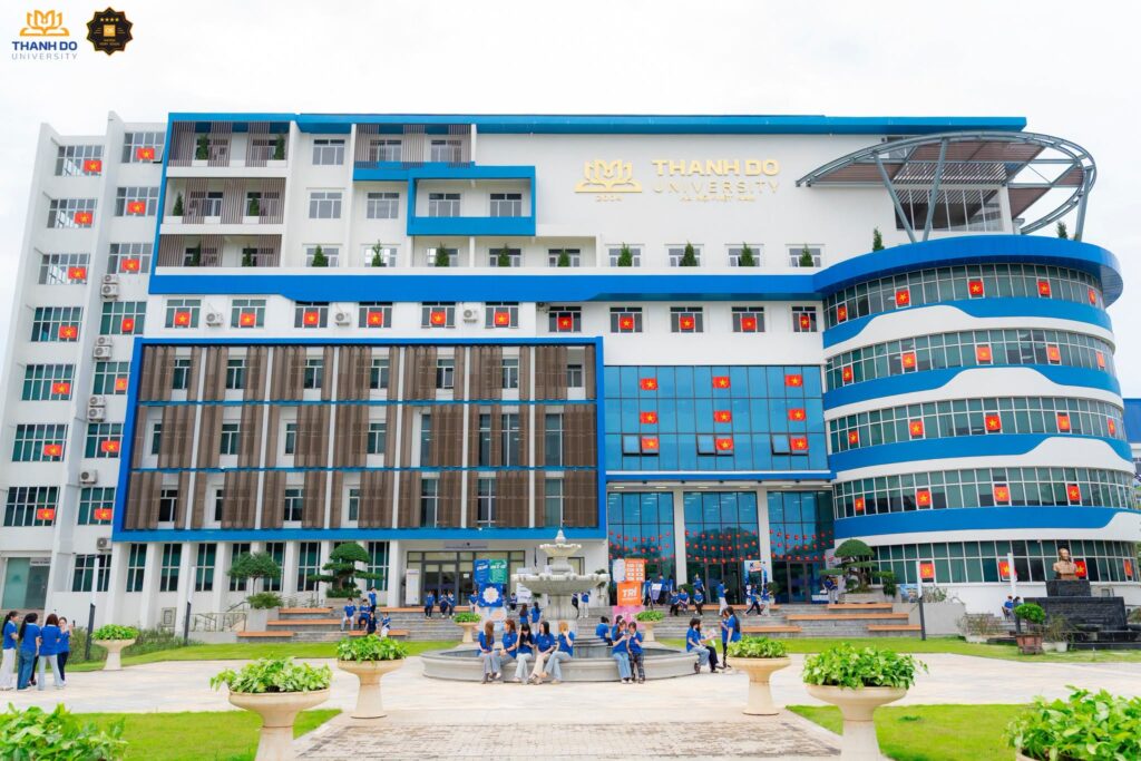 Khởi đầu chương rực rỡ nhất cùng Trường Đại học Thành Đô.