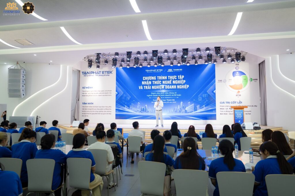 Sinh viên Khóa 21 ngành Quản trị kinh doanh, Kế toán tham gia chương trình thực tập nhận thức nghề nghiệp tại Công ty Cổ phần Công nghệ Thiết bị Tân Phát (Tân Phát ETEK).